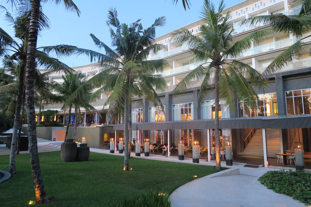 W Retreat & Spa Bali – Seminyak Hotel Resort