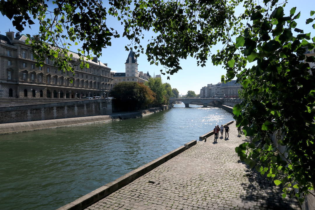 Paris itinerary 8 days, Sienne River, Paris