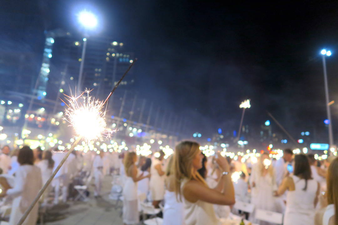 Diner en Blanc Melbourne: here’s what happened at the seriously elaborate pop-up picnic