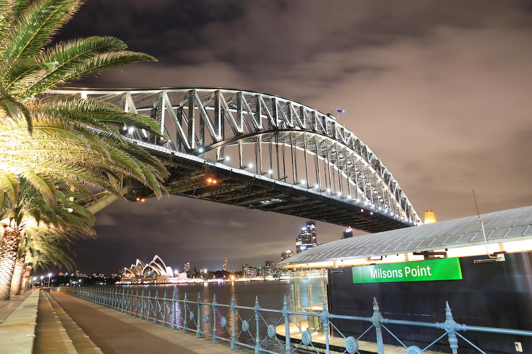 Moving to Sydney, Milsons Point, ferry terminal, Sydney