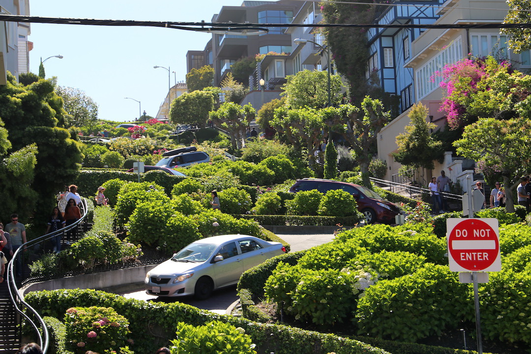 Lombard Street, San Francisco, United States of America